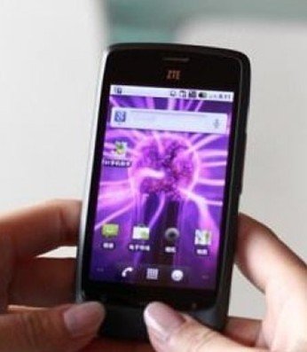 Unlocked V880 3.5"Capacitance Touch Screen WIFI 3.2MP GPS Java Android 2.2 Smartphone
