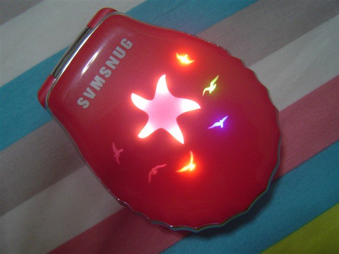 Fashion Lady Dual Sim Card Bluetooth FM Radio MP3 Player Flip Cell Phones
