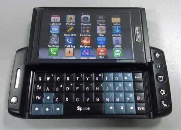T5000 Quadband Analog TV Dual Cameras with Flashlight Touch Screen Qwerty Phones
