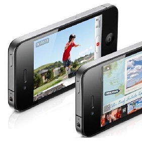 Fashionable 3.2 Inch LCD Dual SIM Card Touchscreen Quad Band Cellphone